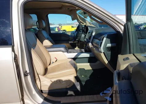 2017 Ford F-250 Lariat z USA, uszkodzony, nr VIN 1FT7W2BT1HEC18253